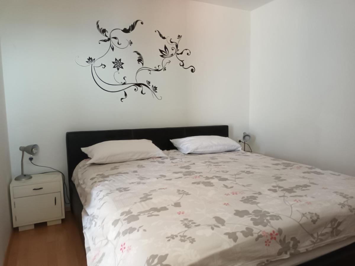 Apartments Branka イカ エクステリア 写真